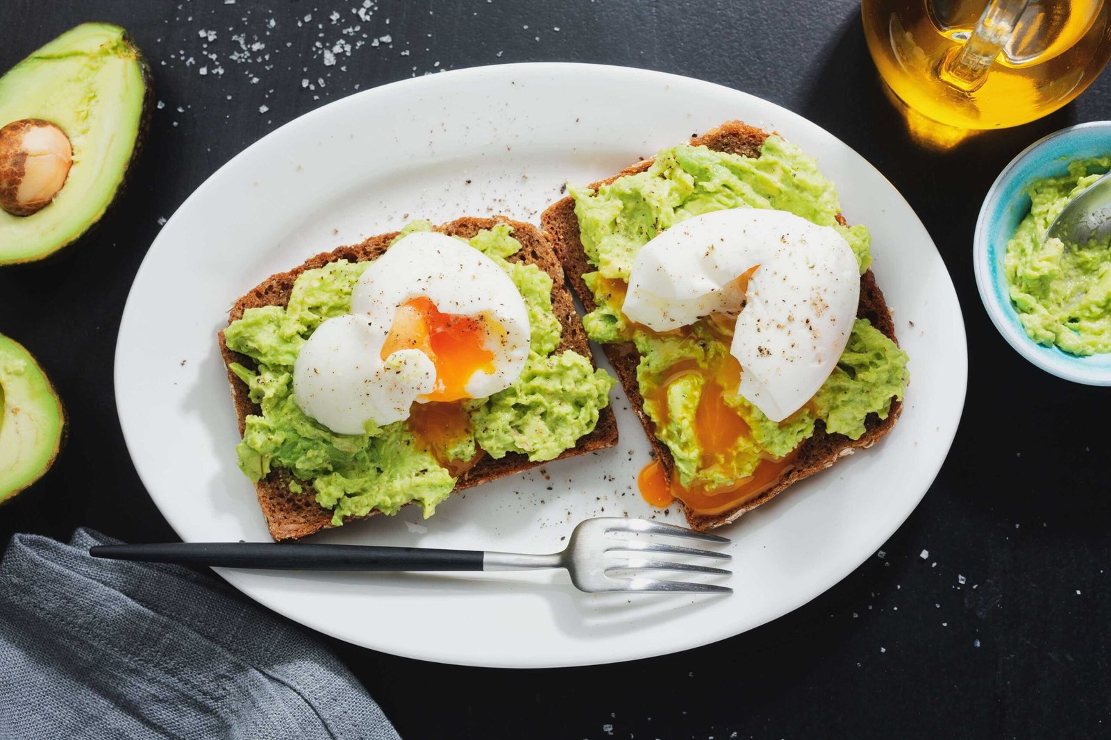 Avocado Toast with Poached Egg: The Perfect Healthy Breakfast